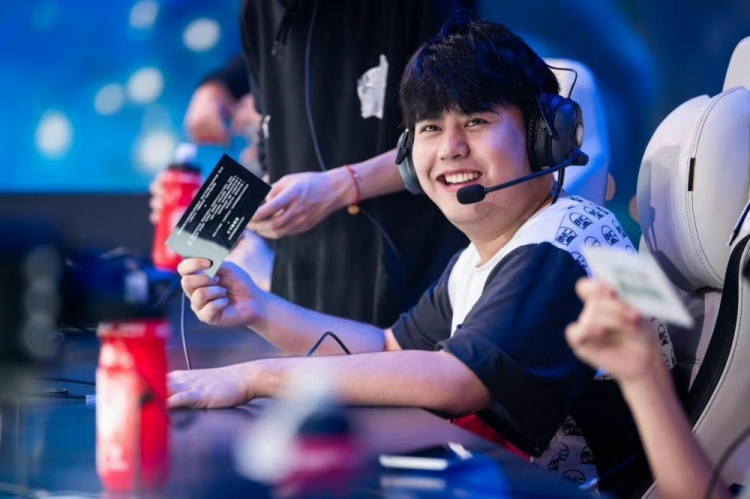 件的背景以 件的背景以