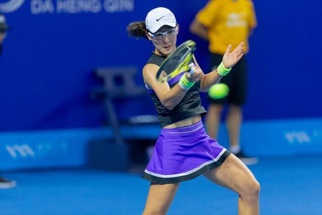 个俱乐部正 个俱乐部正