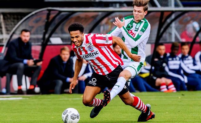 持续领跑正 持续领跑正